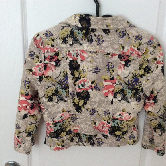 SOLD🍎DARLING BIKER JACKET🍎SOLD - Picture 4 of 7